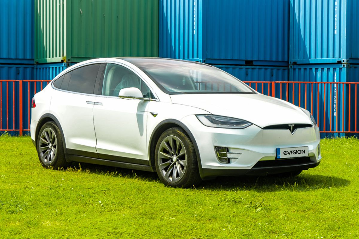 Tesla Model X 75D