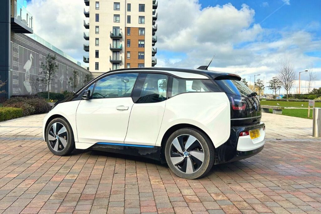 Hire a BMW i3