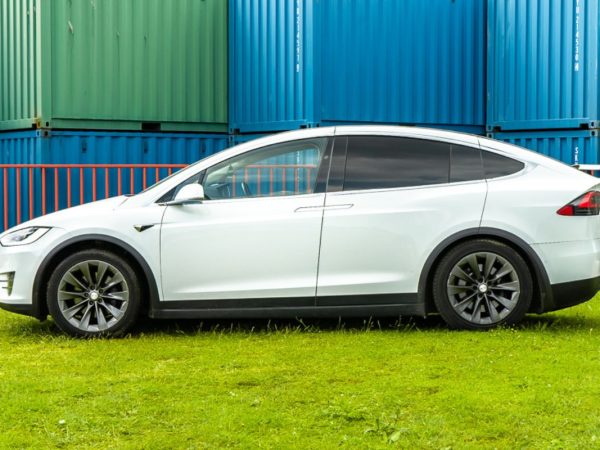 hire a Tesla Model X 75D