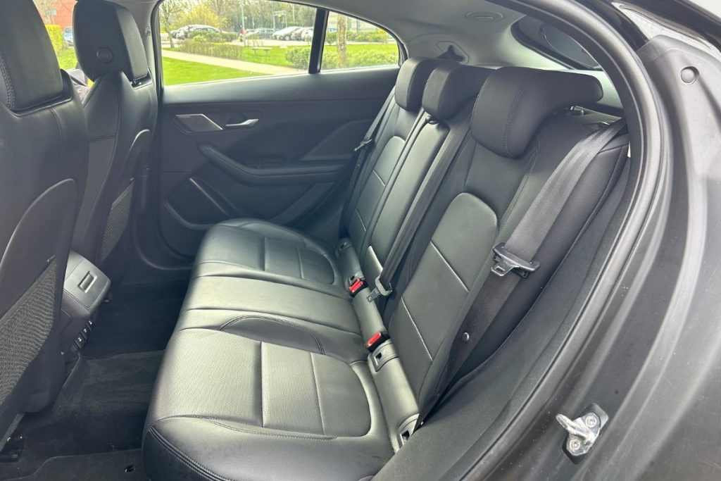 Jaguar I-Pace S seats