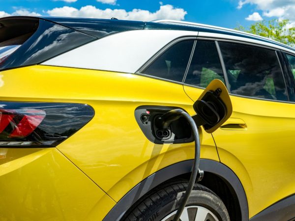 Volkswagen ID.4 charger