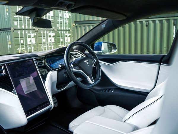 Tesla Model S P100D interior