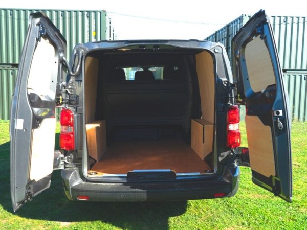 Vauxhall Vivaro-e Double Cab Van
