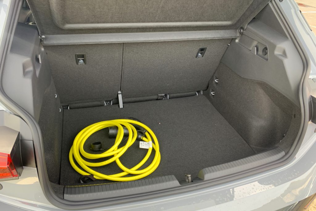 Cupra Born boot