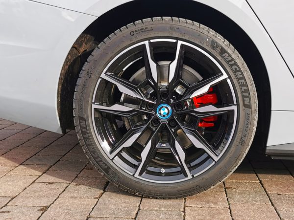 BMW i4 M50
