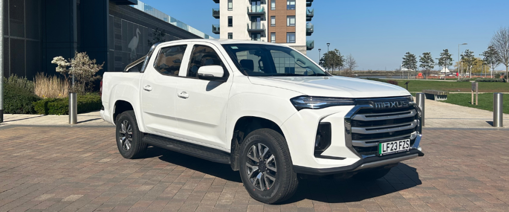Hire a Maxus T90 pickup truck