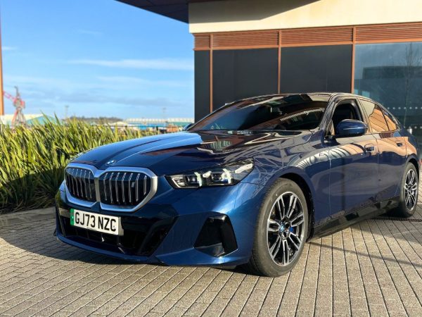 Hire a BMW i5