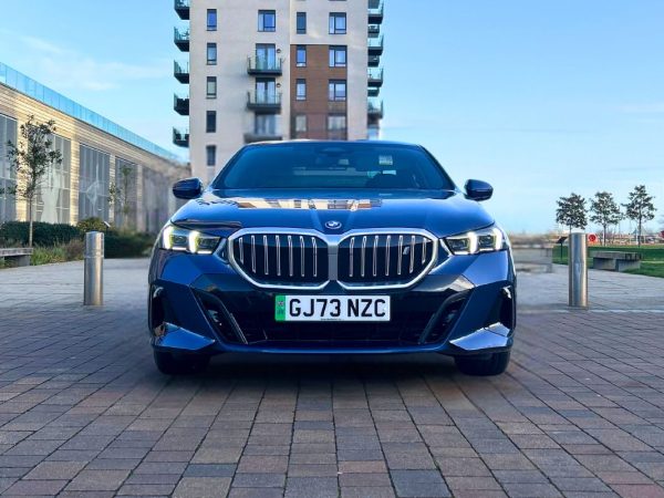 Hire a BMW i5
