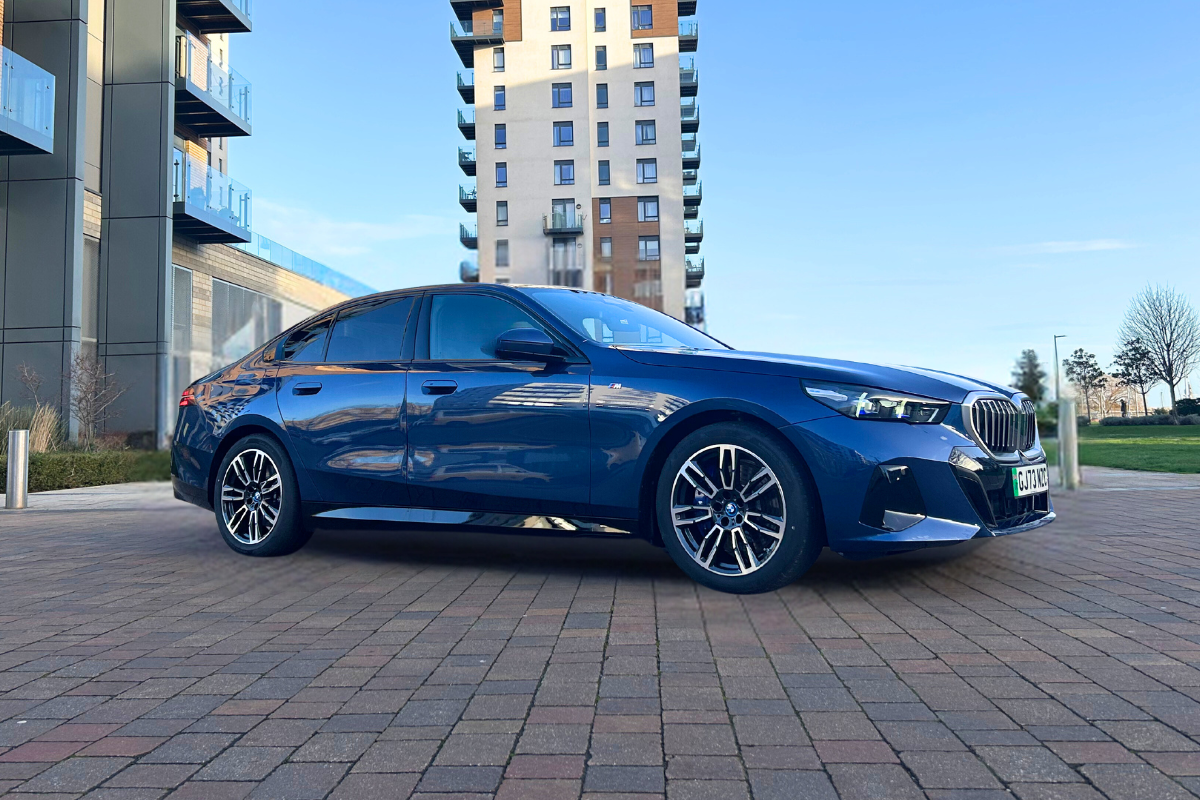 Hire a BMW i5