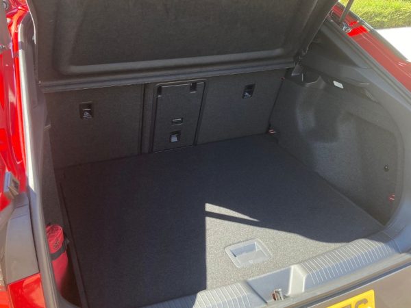 Volkswagen ID5 boot space
